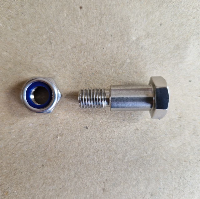 92003-079 KAWASAKI Z1 Z900 Z1000 H1 H2 Kh Side Stand Pivot Bolt