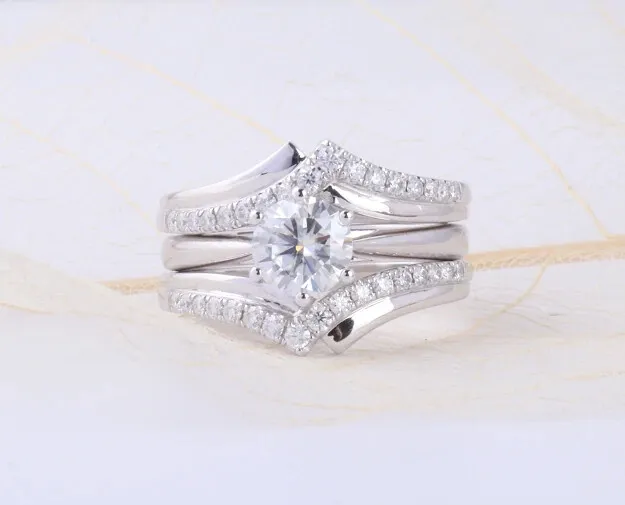 1.15 Ct Round Cut Moissanite Diamond In 925 Silver Amazing Ring For Loving One