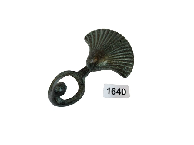 Seashell Wall Hook Cast Iron Key Towel Coat Hanger Nautical Beach House