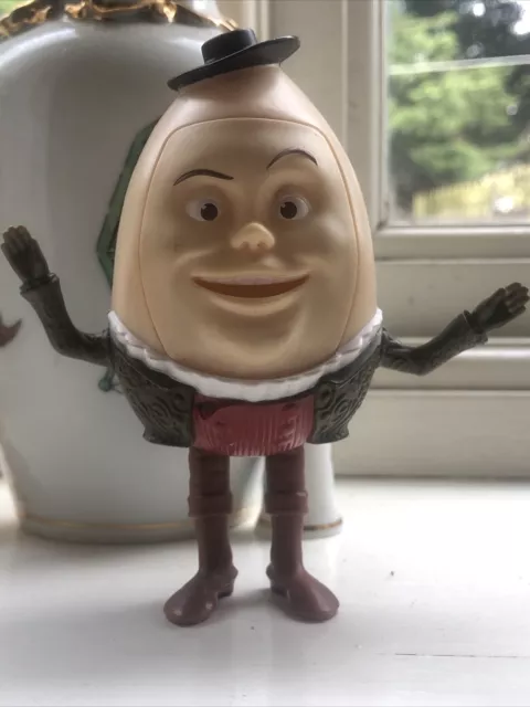 Humpty Dumpty Egg Puss In Boots Shrek Happy Meal Toy McDonald's 2011