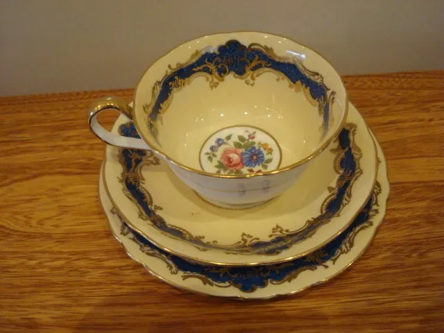 Aynsley C158 Rose Fine Bone China Trio Cup Saucer Plate (No4)