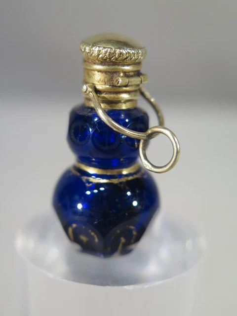 Pendentif Flacon Verre Cristal Océan – Vert Remplissage Coquille Liège