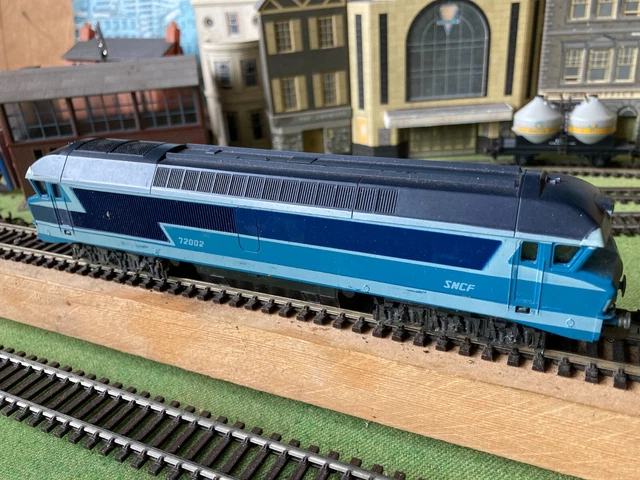 ECH Ho LIMA LOCO SNCF BB 15063 EN BOITE REF 208045LG