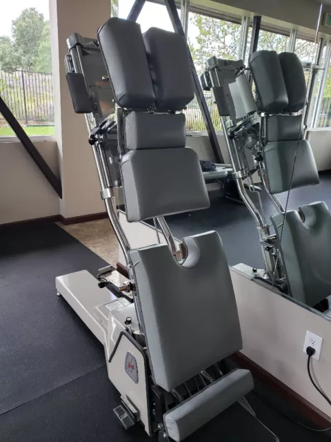 Williams 210 Hylo Table