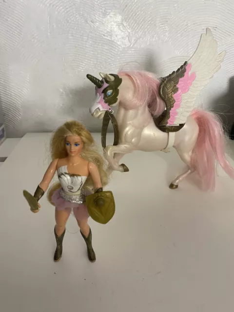 She Ra & Swiftwind Princess of Power Action Figure Vintage Toy Mattel 1984