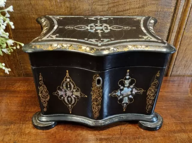 VGC VICTORIAN PAPIER MACHE Black Lacquer TEA CADDY Inlaid MOTHER OF PEARL c1850