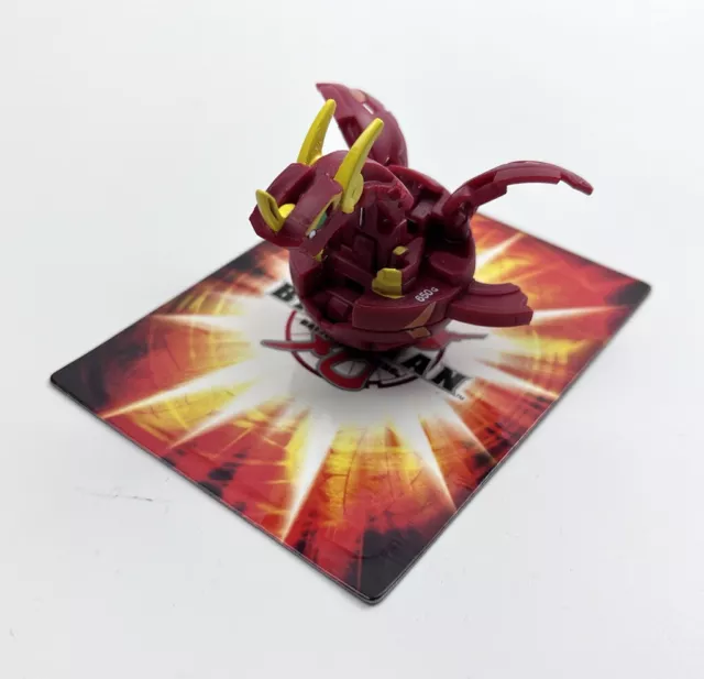 Bakugan Dragonoid Red Pyrus 650g Battle Brawlers Figure W/ Random Metallic Card