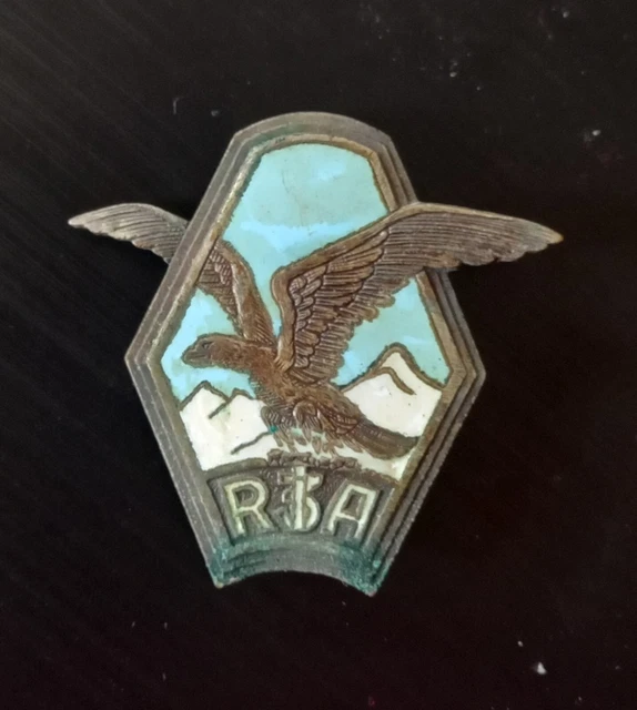 Insigne Militaire 15-9e RIA – Grenade Argentée Et Edelweiss – Drago Paris – REF 5894 – Occasion