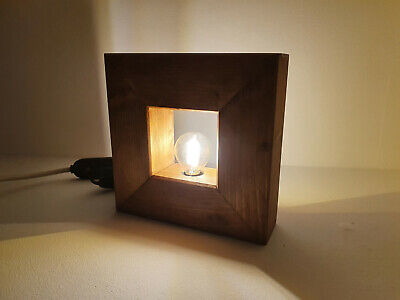 Lampada da tavolo "Quadro di luce" artigianale in legno massello color noce