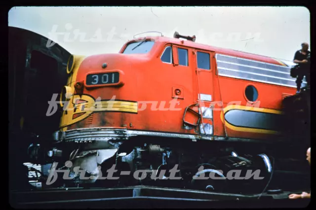 D DUPLIKATFOLIE - ATSF Santa Fe 301 Warbonnet F-7 Wrackszene Weidenfedern