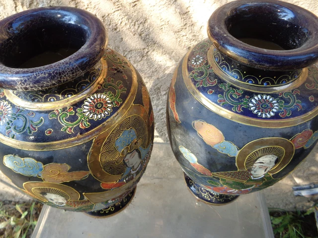 Paire  de vase  en porcelaine  Japon satsuma   XIXE