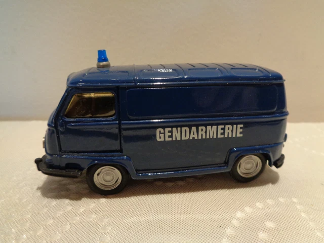 RARE MINIATURE 1/43 Renault 21 2L Turbo Universal Hobbies EUR 59,90