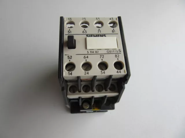 Siemens 3TH8271-0A Contactor 120V Coil VGC!!! with Guarantee & Free Shipping