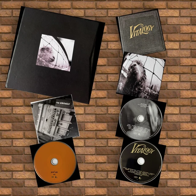 PEARL JAM 3CD Box Set Vitalogy 19931995 Plus Ten Rare Box Set EUR
