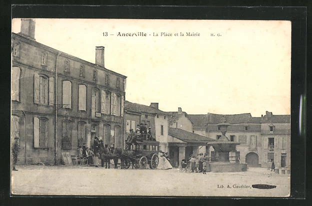CPA Ancerville, La Place et la Mairie