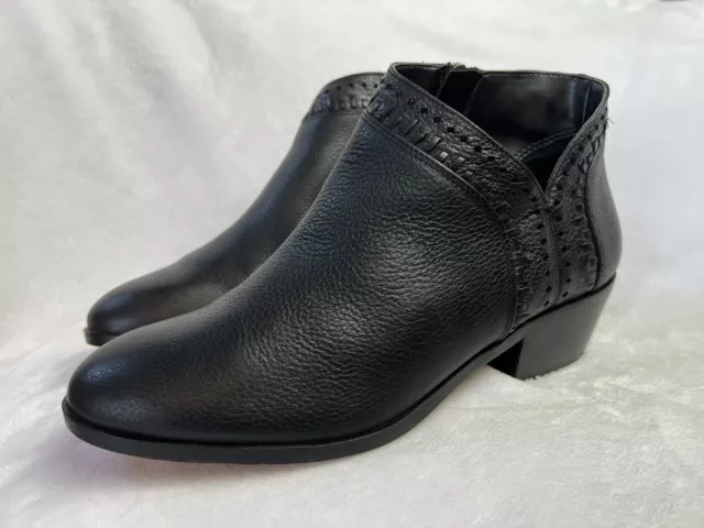 VINCE CAMUTO ANKLE Boots Black Leather Women's Size 9M / 40 Zipper ...