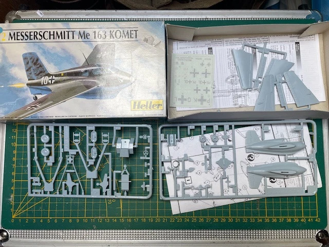 MAQUETTE AVION MORANE 230 Heller N° L098 1/72 (Vintage) EUR 5,00