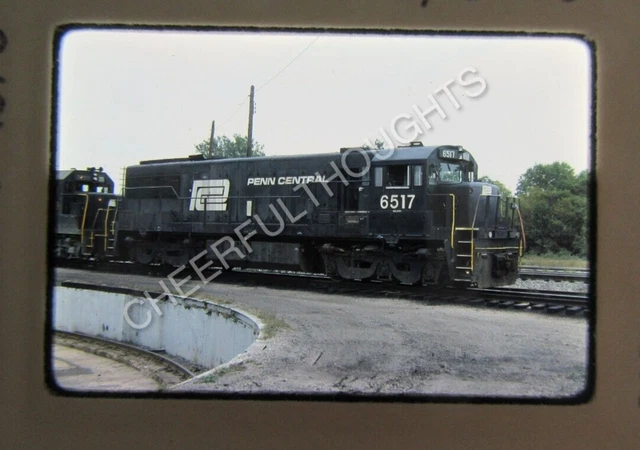 Original  '76 Kodachrome Slide PC Penn Central 6517 U25C Sharonville, OH   36K64