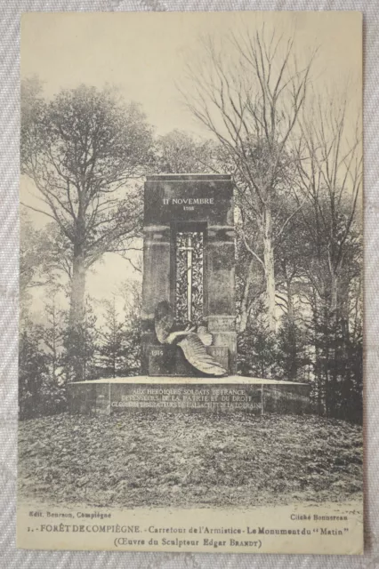 CPA " Forêt de Compiègne - Carrefour de l'Armistice - Le Monument du "Matin"