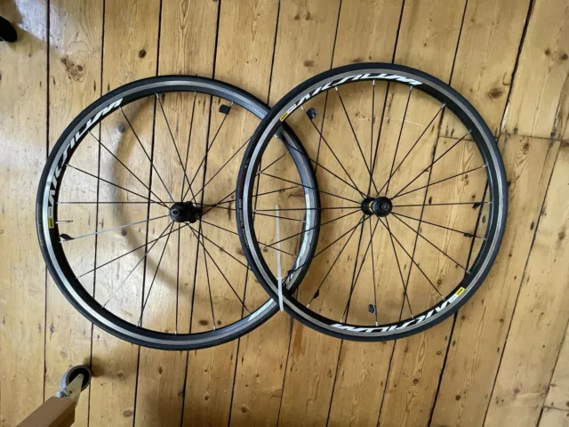 MAVIC AKSIUM Road Wheels Set 700c Shimano 8/9/10/11 Speed Rim Brakes