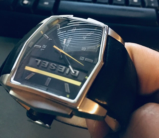 DIESEL DZ-1340 WATCH EUC RARE $250.00 - PicClick display picture 1
