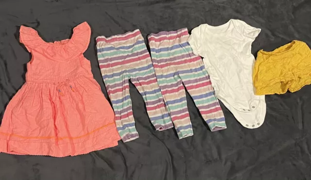 Pacchetto vestiti ragazze età 1-1,5 anni