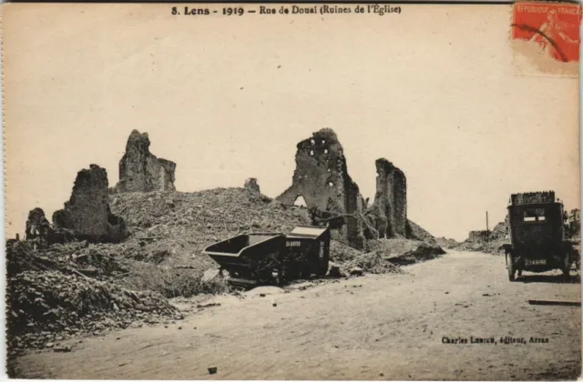 CPA LENS-Rue de Douaí-Ruines de l'Église (44116)