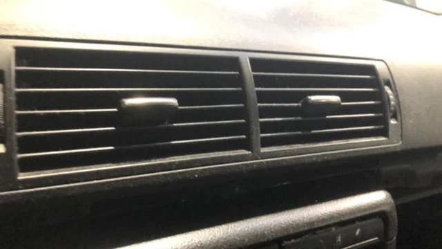 Aérateur De Tableau De Bord Pour Audi SQ5 (FYB/FYG) 2017 — Référence 80B820901, Occasion