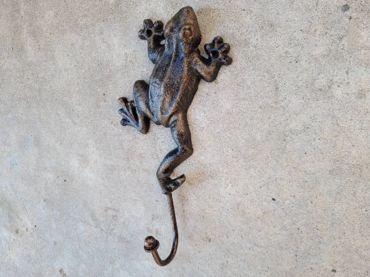 Frog organization hook, Cast Iron Wall Towel holder, Bathroom Jungle Nature Bath