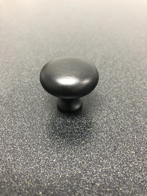 Baldwin 4706.112.BIN Classic 1-1/4 in. Venetian Bronze Round Cabinet Knob