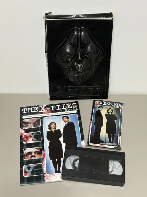 THE X FILES Vhs Box Set - Rare Retro Vintage Sci Fi Unofficial Alien ...