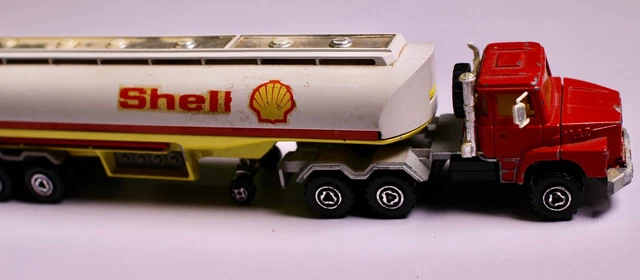 Majorette Série 3000 réf. 3040 – Camion citerne Shell Scania 1