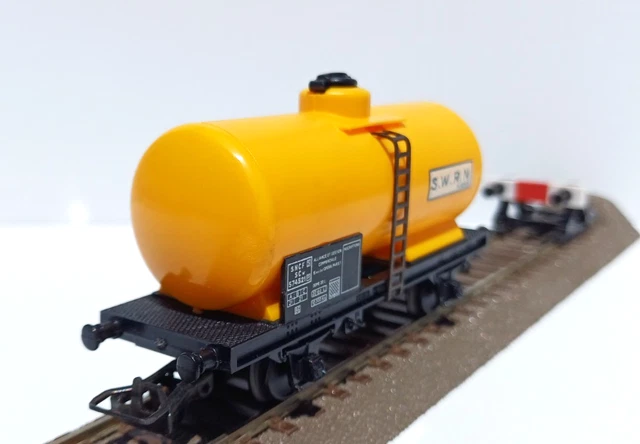 JOUEF 641, wagon citerne à vin à 2 essieux OCEM type SDw MARGNAT SNCF neuf BO