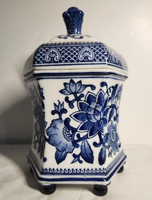 Vintage Large Oriental Collectables Blue and White Unique Lidded Jar 10"