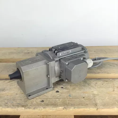 Lenze GST03-2M-VBR063C02  60 Watt = 0,06 kW  non standard or <0,75kW or >35  ...