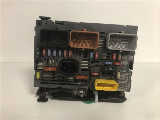 BOITE A FUSIBLES Peugeot 308 1 Phase 1 3P 6570 A0 EUR 50,00 - PicClick FR