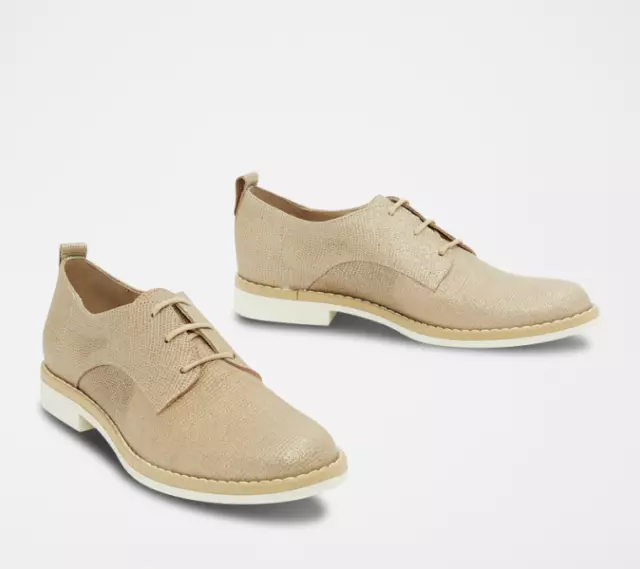 Chaussures San Marina en Véritable cuir Beige Nude T.37 NEUVES DS L/BTE