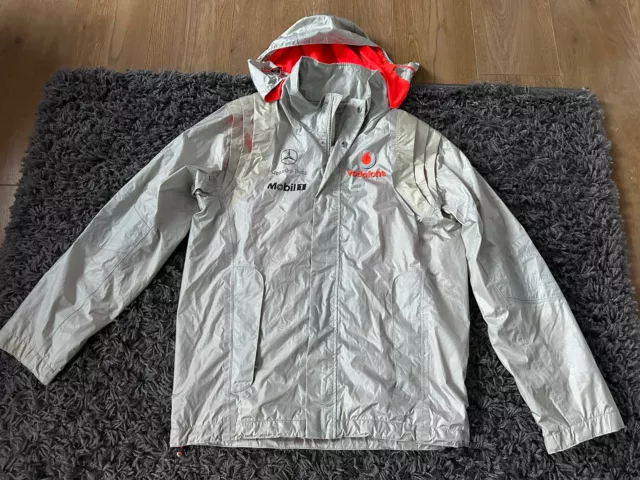 McLaren Mercedes-Benz Vodafone F1 Formula 1 Impermeabile Pit/Team Jacket XS- VGC