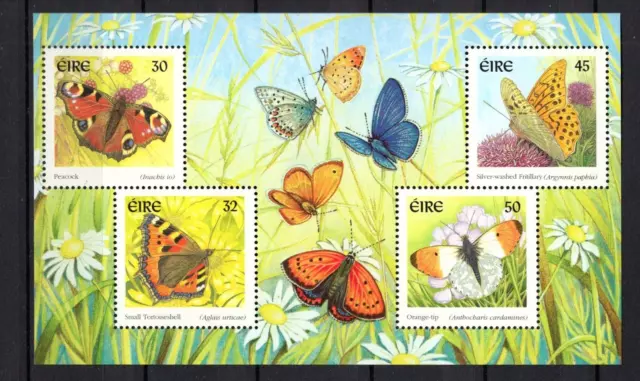 Irlanda - Mini Hoja Mariposas 2000 Estampillada sin montar o nunca montada