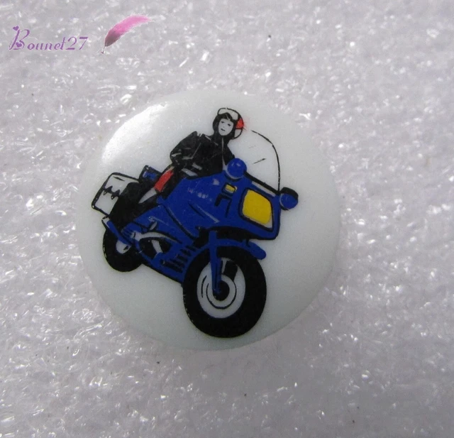 Pin's Moto Gendarmerie - Force De L'ordre, Brigade Motorisée