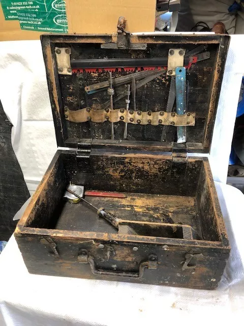 Vintage Wooden Dovetailed Engineer’s/Carpenters Tool Box with brass latches etc