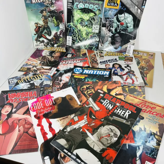 Marvel DC Sci-Fi Comics Graphic Novel Job Lot Bundle x18 Dead pool Punisher Book