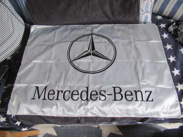 Fahne Mercedes-Benz