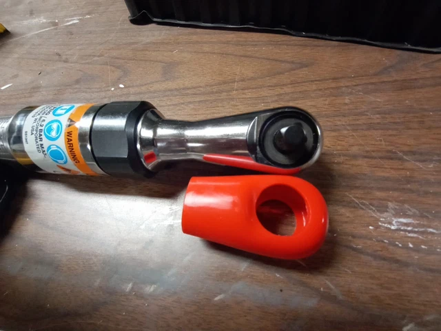 Snap-On Air Ratchet  FAR72B 3/8" Drive         NEW