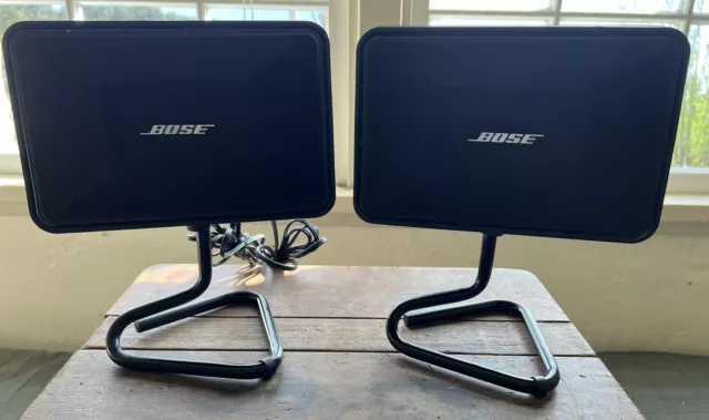 Bose Roommate 1984 Stereo Powered Speakers Black Full Set Aux w/ Bose Stands