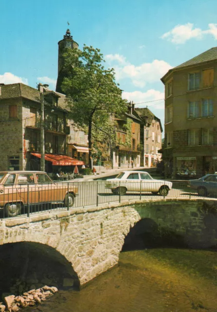 48) LA CANOURGUE sortie de Urugne, Place du Portal, voiture, renault peugeot aut