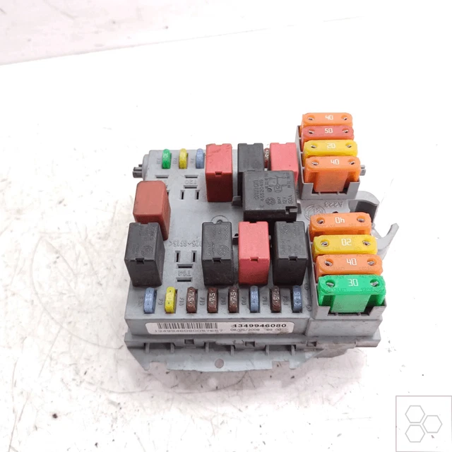 FURREN Scatola Relè 12V Scatola Fusibili Relè Universale Un 6 Vie Blocco Relè Un 6 Slot Blocco Fusibili ATC/con Kit Relè per Camion Auto