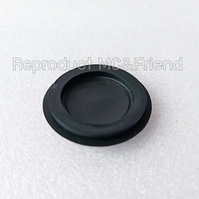 Suzuki A50 A80 A100 B100 B100P B105P U50 A70 U70 Chain Case Inspection Hole Cap Suzuki A50 A80 A100 B100 B100P B105P U50 A70 U70 Chain Case Inspection Hole Cap