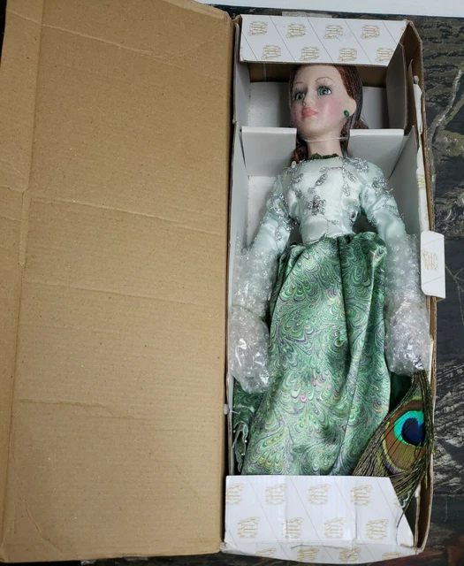 Vtg Heritage Signature Collection Porcelain Doll Rare 2