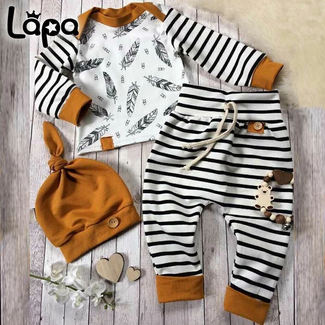 Lapa Baby Jungen Printed Langarm Shirt Gestreifte Hosen Set mit Hut Babykleidung